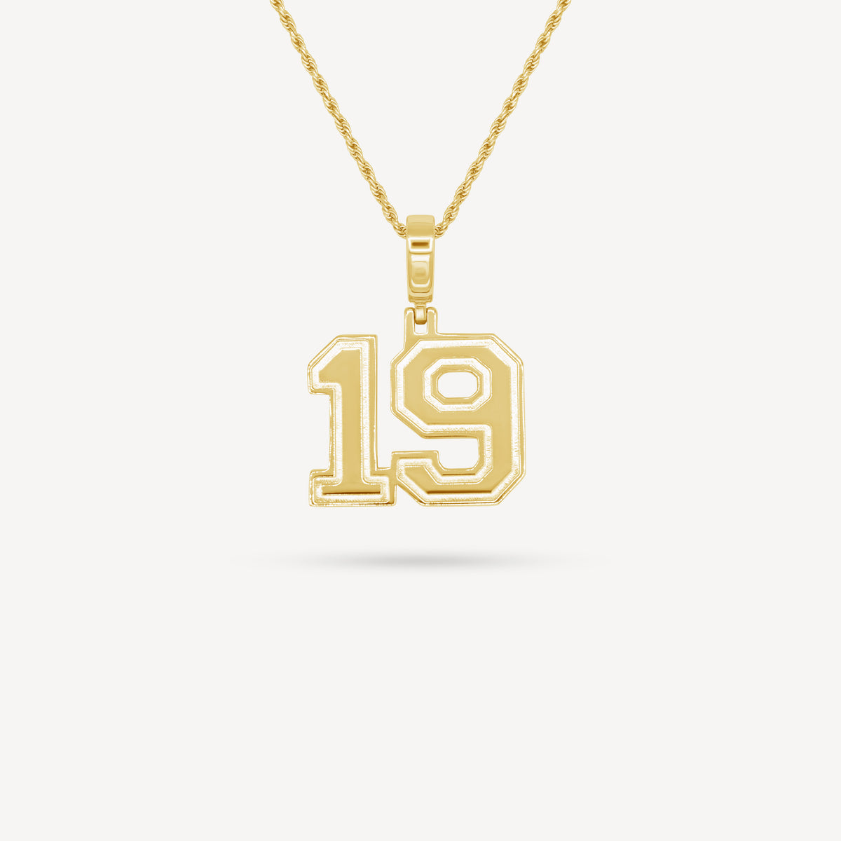 Gold Presidents Pendant and Chain - #19 Milton Lopez