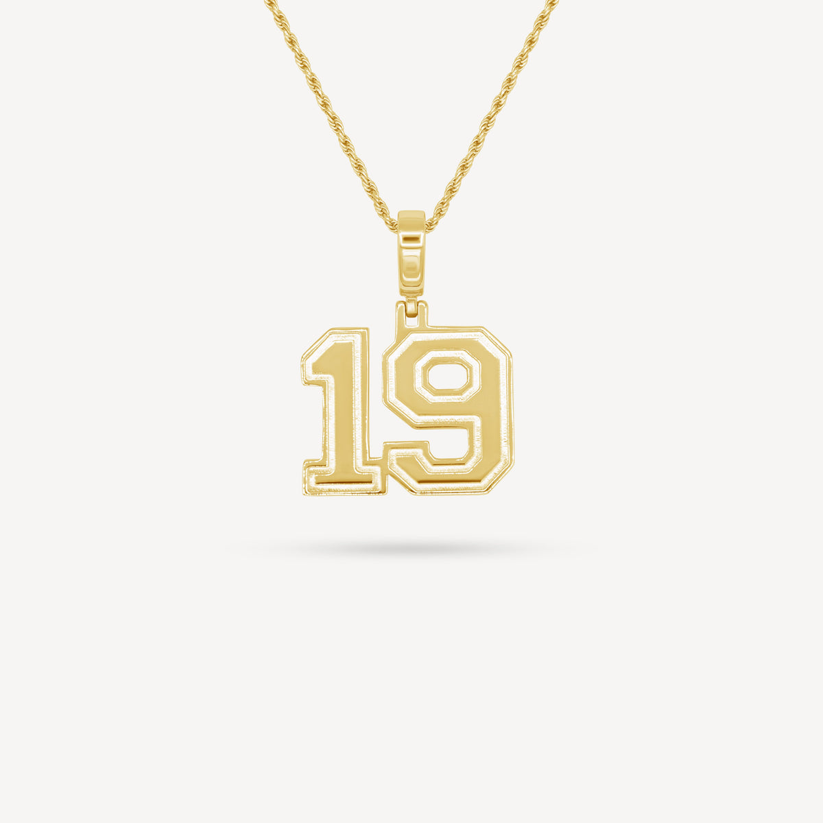Gold Presidents Pendant and Chain - #19 Zion Jones