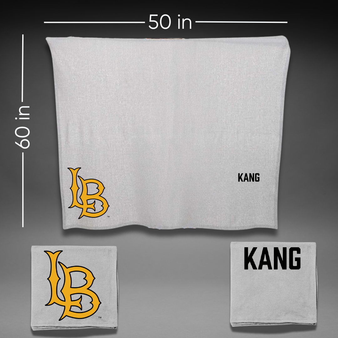 Long Beach State University Golf Gray Blanket - Emma Kang