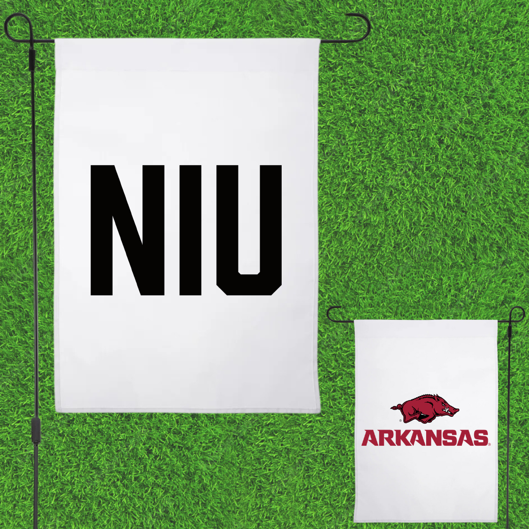 University of Arkansas Baseball White Garden Flag - Maika Niu
