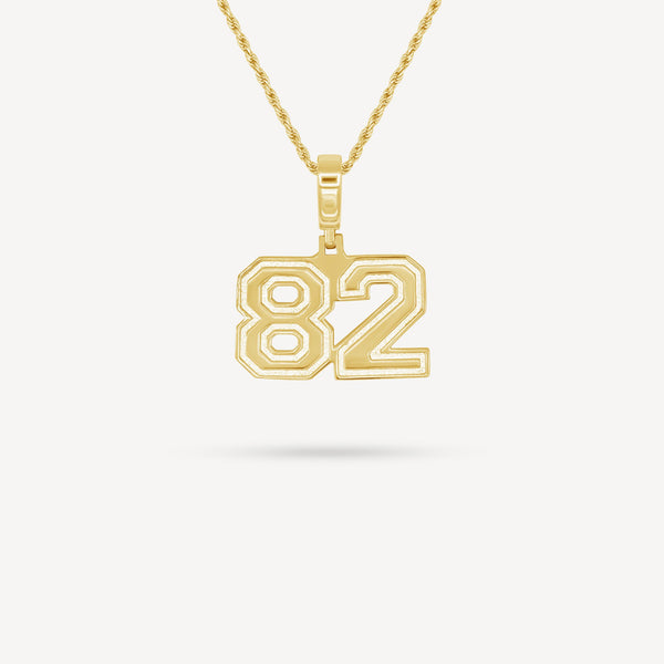 Gold Presidents Pendant and Chain - #82 Derrick White